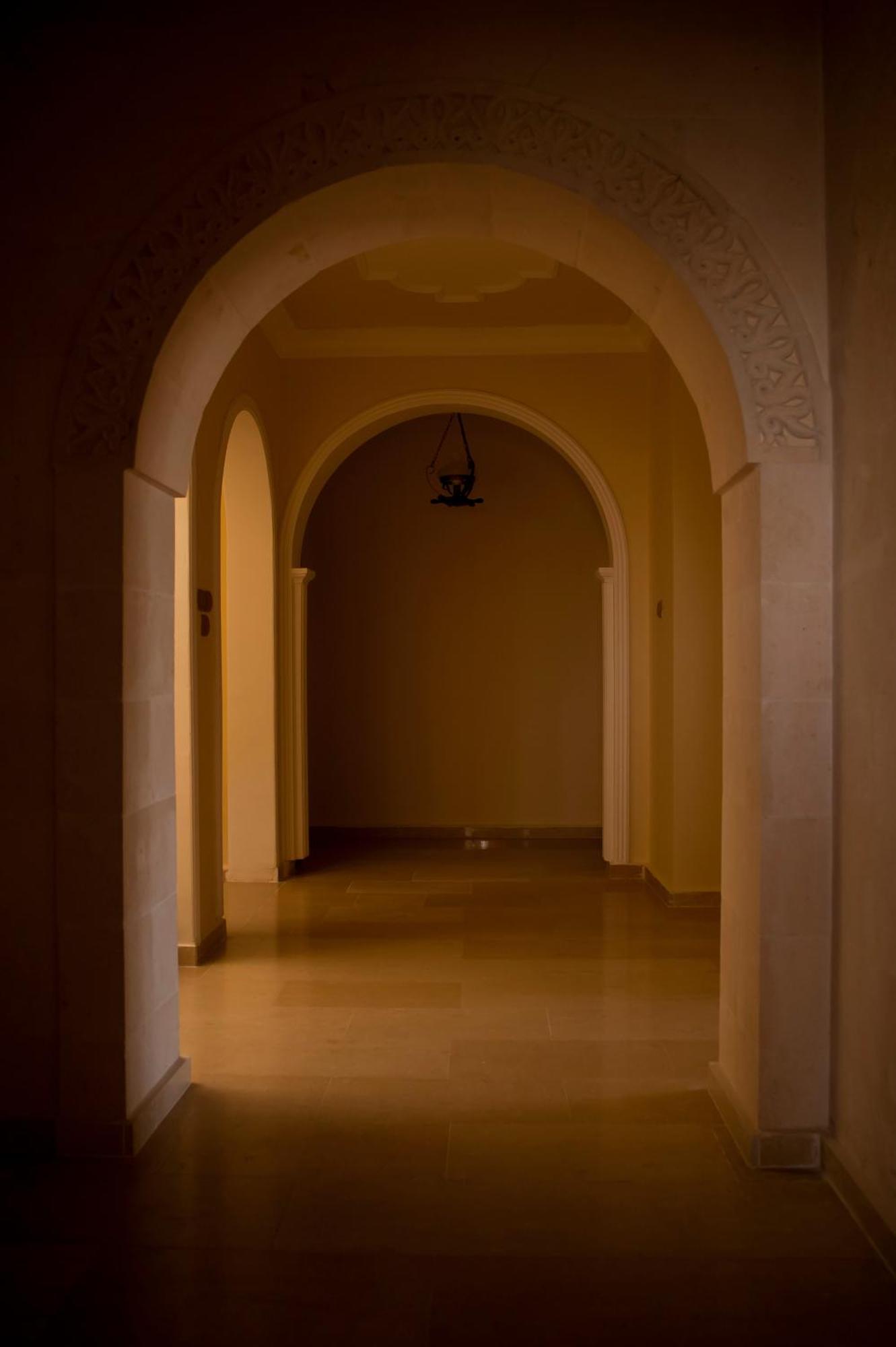 Turabdin Hotel Midyat ภายนอก รูปภาพ