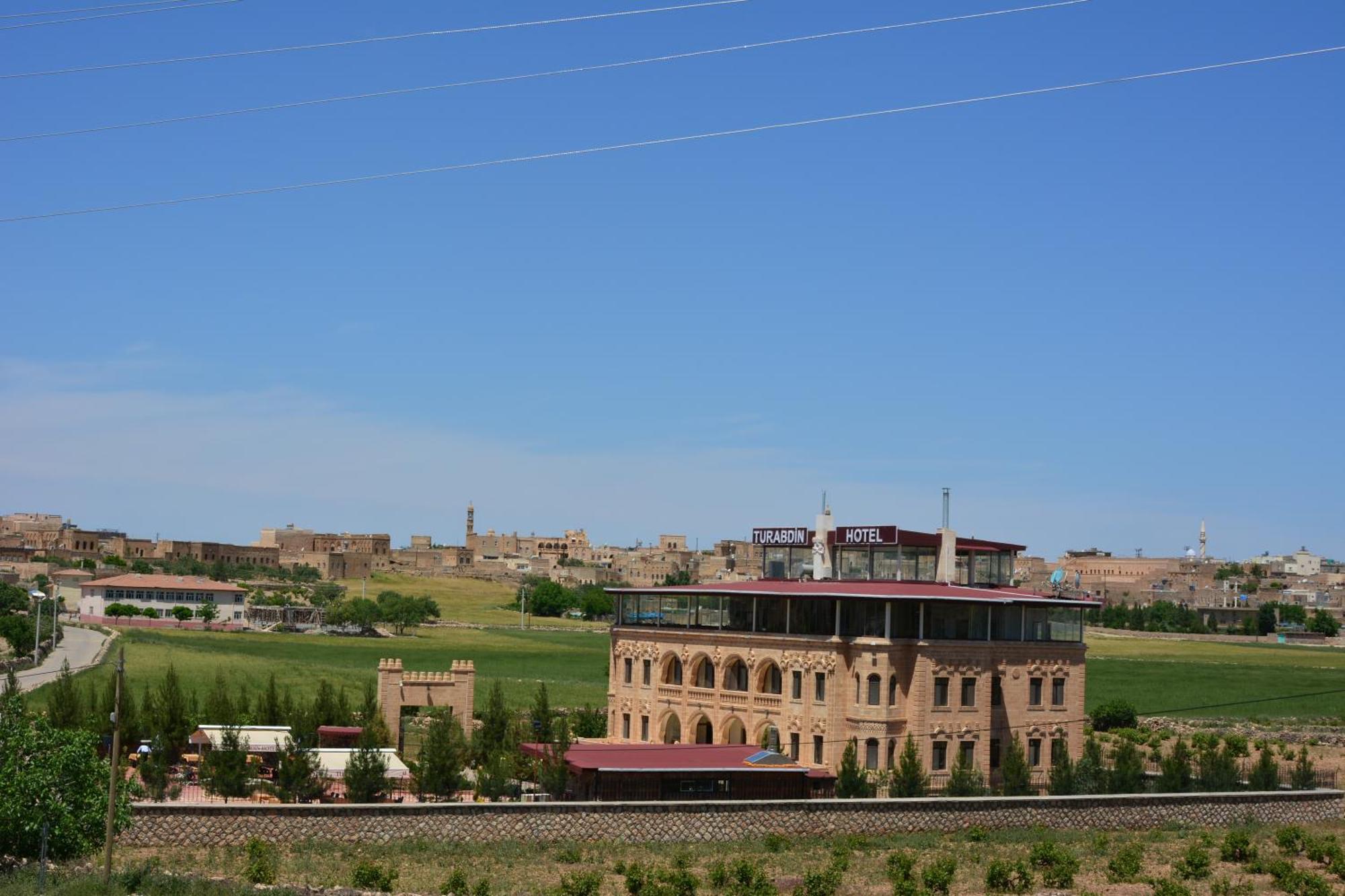 Turabdin Hotel Midyat ภายนอก รูปภาพ