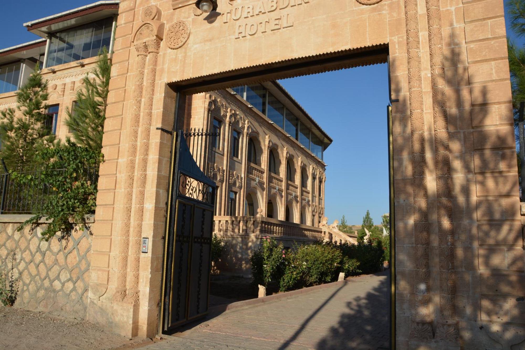 Turabdin Hotel Midyat ภายนอก รูปภาพ